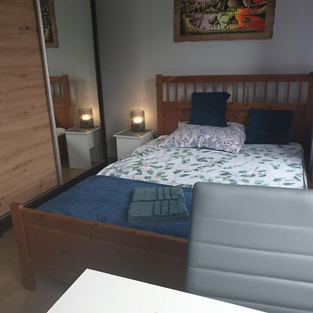 Clicktheflat24 Apart Rooms Pokoje Czechow ลูบลิน ภายนอก รูปภาพ