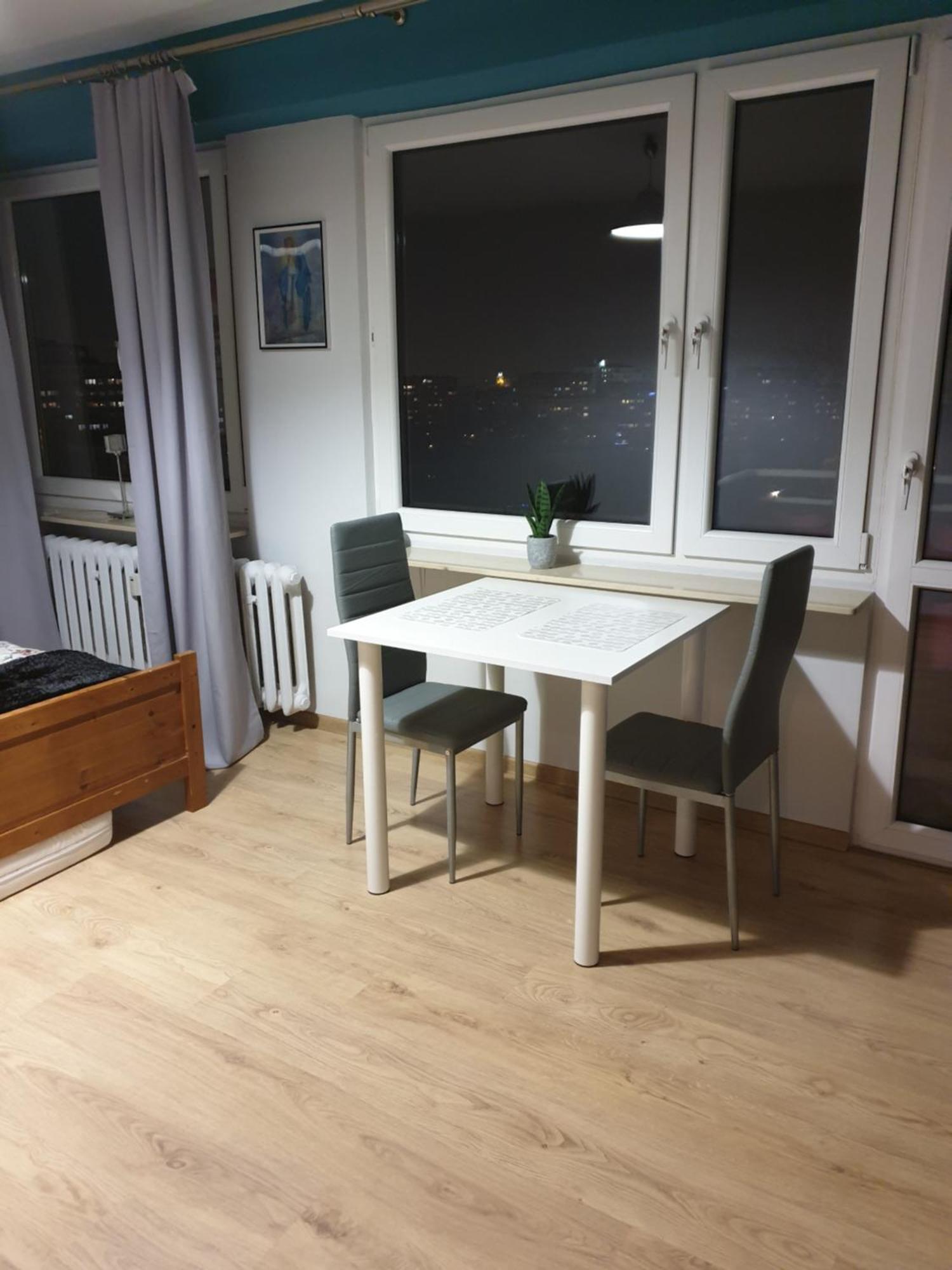 Clicktheflat24 Apart Rooms Pokoje Czechow ลูบลิน ภายนอก รูปภาพ